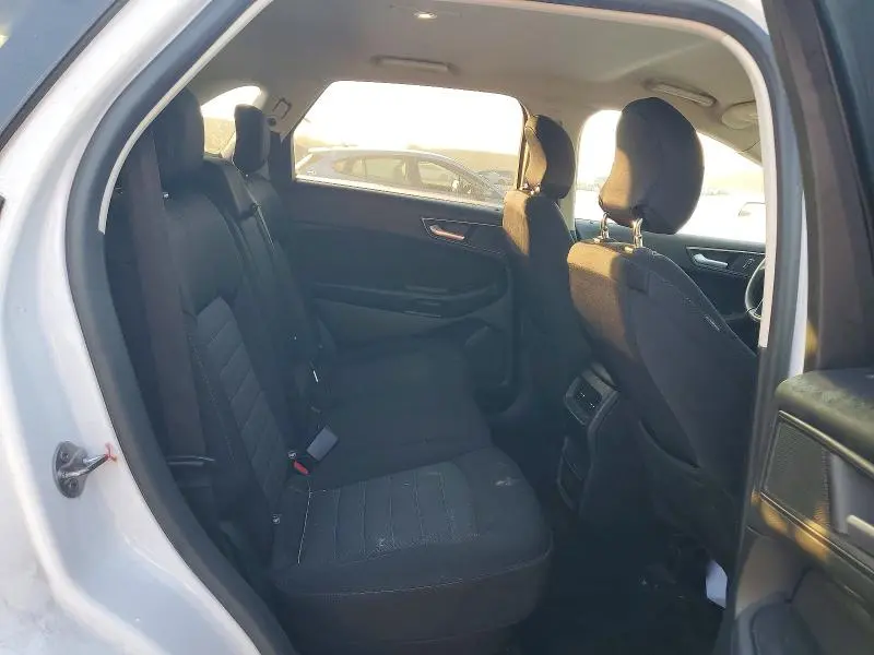 2018 FORD EDGE SE  