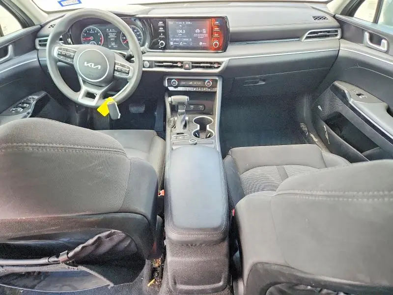 2022 KIA K5 LXS  