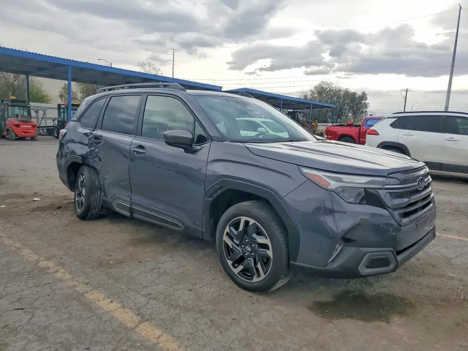 2025 SUBARU FORESTER LIMITED  