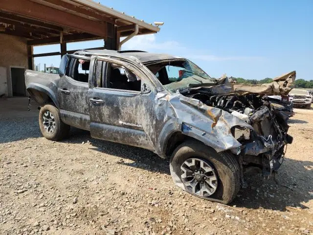 2016 TOYOTA TACOMA DOUBLE CAB  