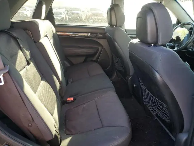 2012 KIA SORENTO BASE  