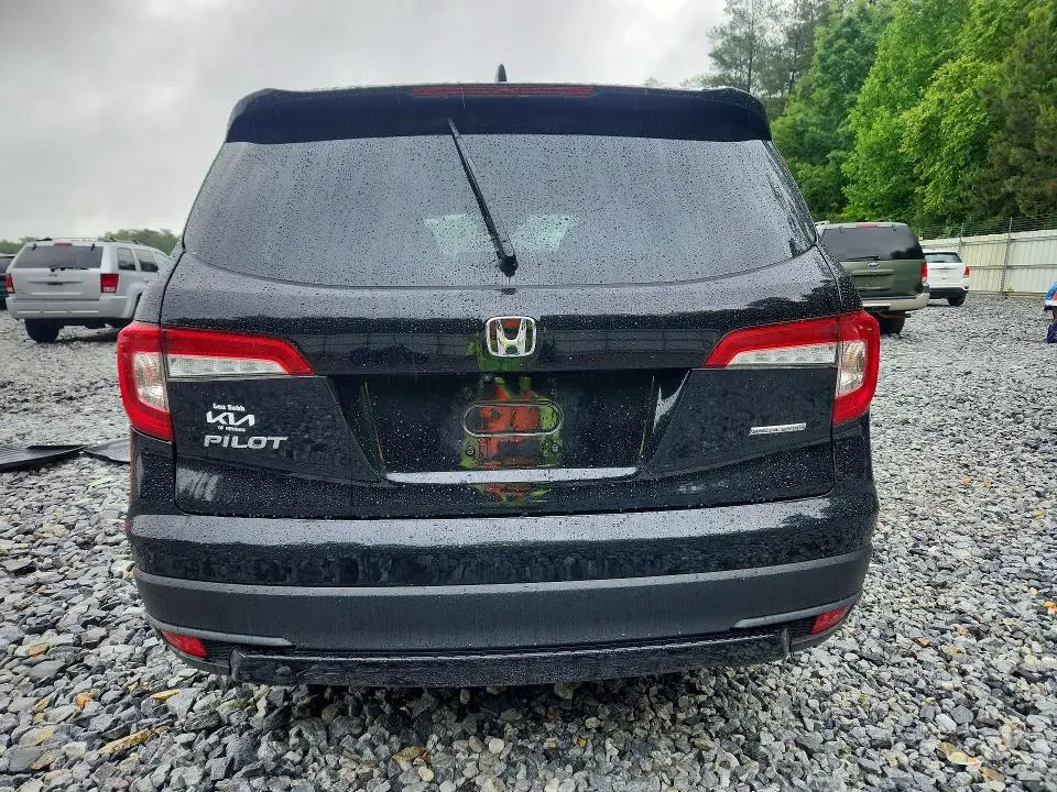 2021 HONDA PILOT SE  
