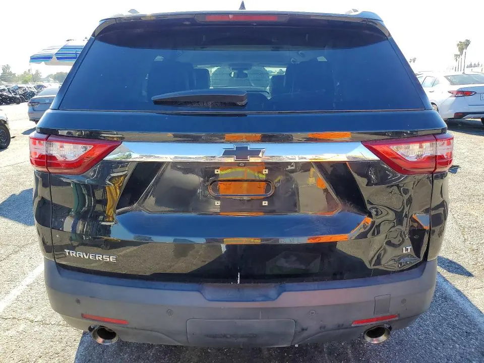 2020 CHEVROLET TRAVERSE LT  
