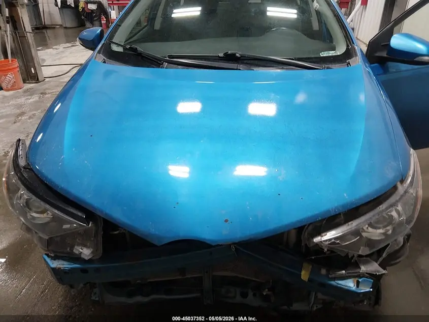 2017 TOYOTA COROLLA IM  