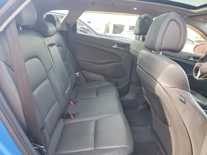 2016 HYUNDAI TUCSON SE  