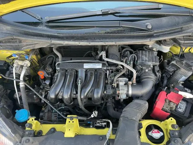 2015 HONDA FIT LX  