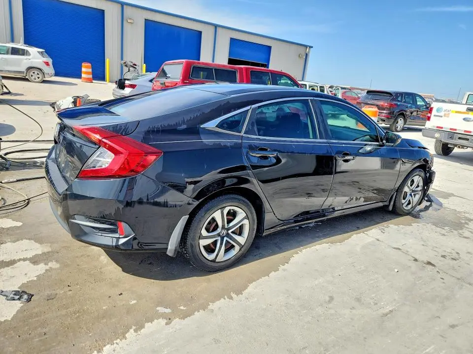 2018 HONDA CIVIC LX  