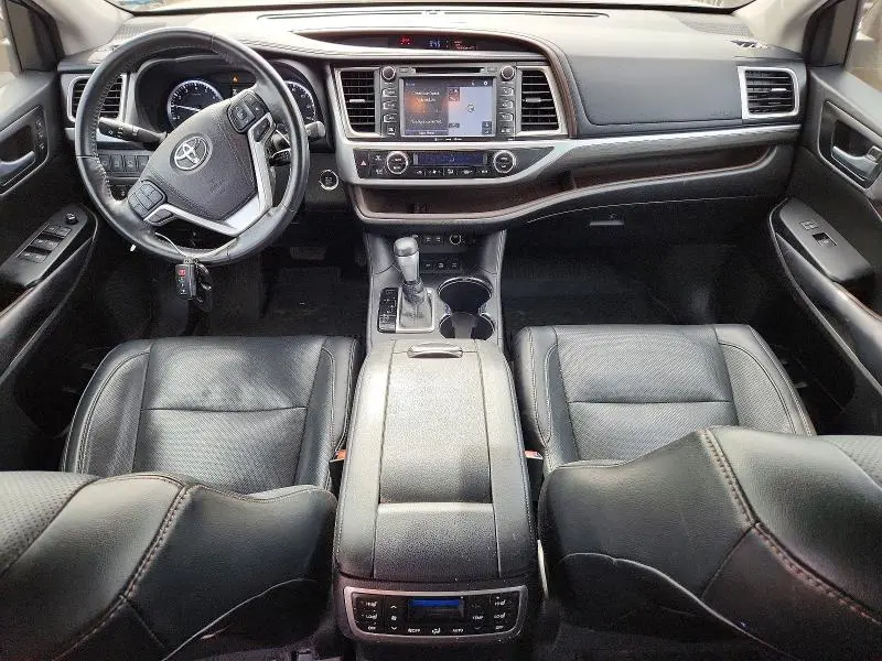 2018 TOYOTA HIGHLANDER LIMITED PLATINUM  