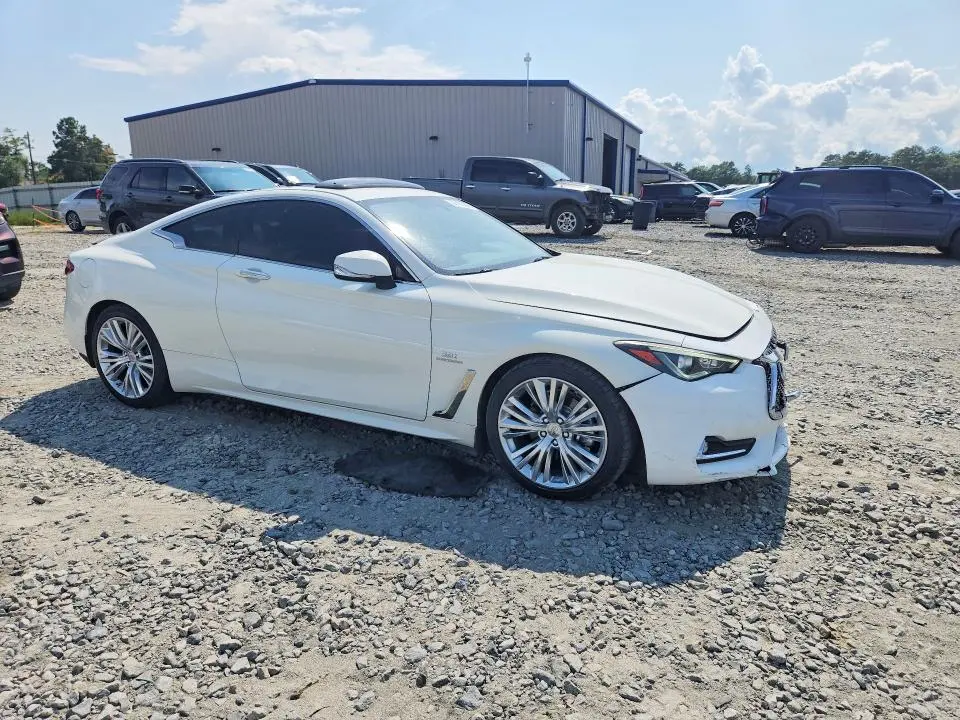 2018 INFINITI Q60 3.0T LUXE  