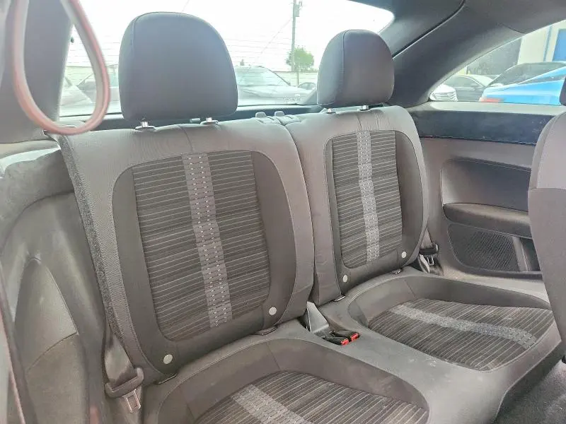 2012 VOLKSWAGEN BEETLE TURBO  
