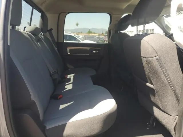 2023 RAM 1500 CLASSIC SLT  