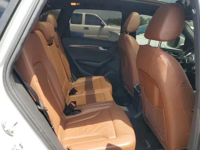 2011 AUDI Q5 PREMIUM  
