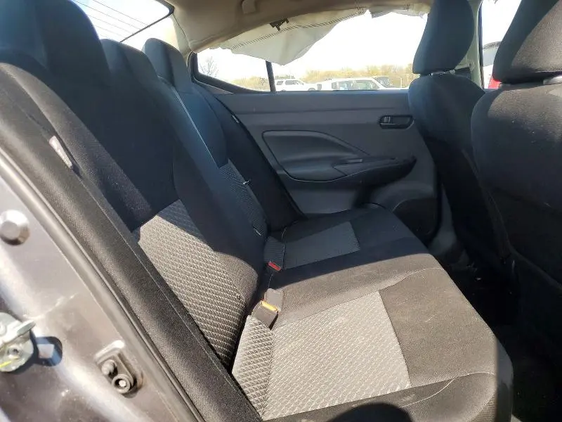 2024 NISSAN VERSA S  