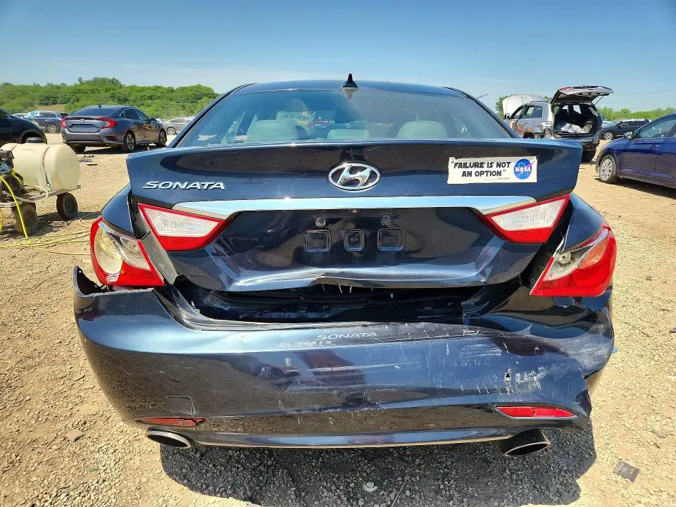 2013 HYUNDAI SONATA SE  