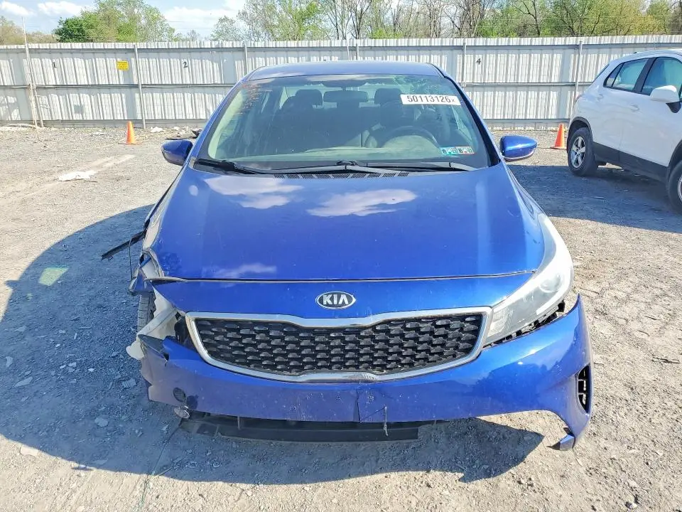 2017 KIA FORTE LX  