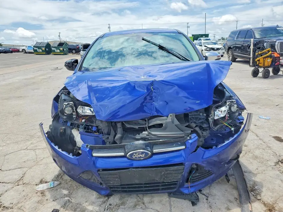 2012 FORD FOCUS TITANIUM  