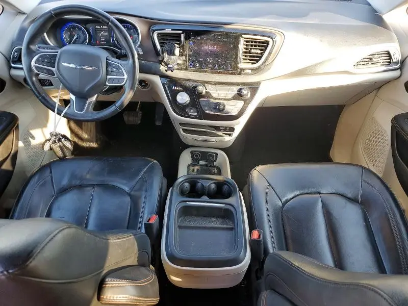 2017 CHRYSLER PACIFICA TOURING L  