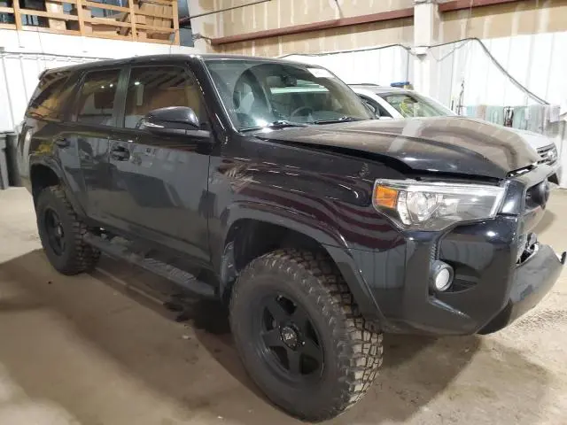 2019 TOYOTA 4RUNNER SR5/SR5 PREMIUM  