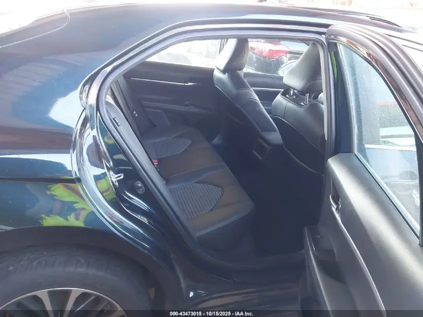 2020 TOYOTA CAMRY SE AWD