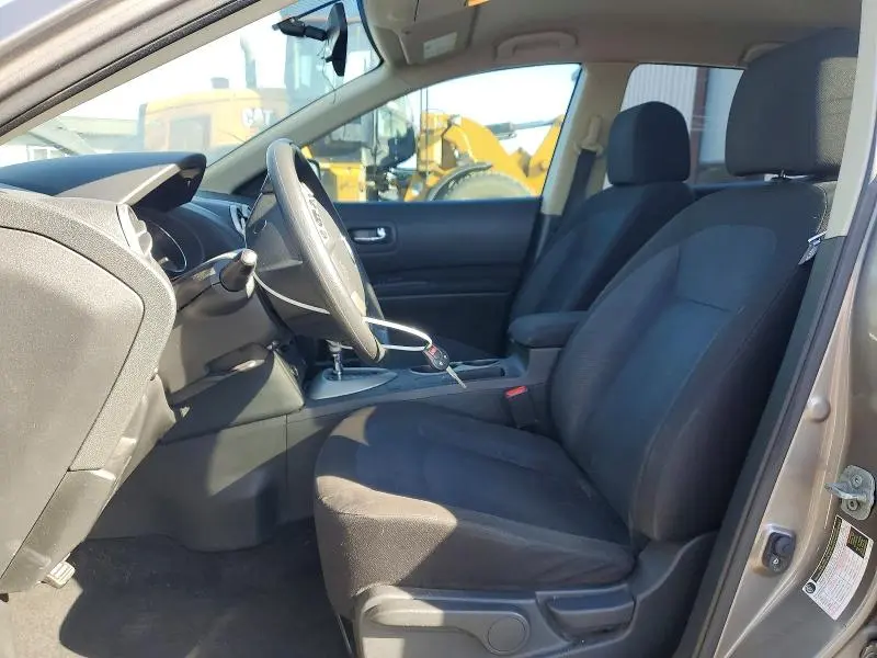 2013 NISSAN ROGUE S  