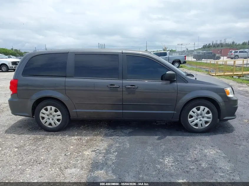 2017 DODGE GRAND CARAVAN SE
