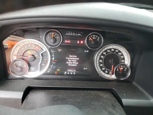 2016 RAM 1500 SLT