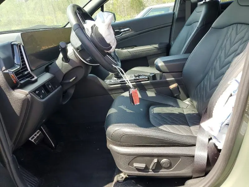 2023 KIA SPORTAGE X-PRO  