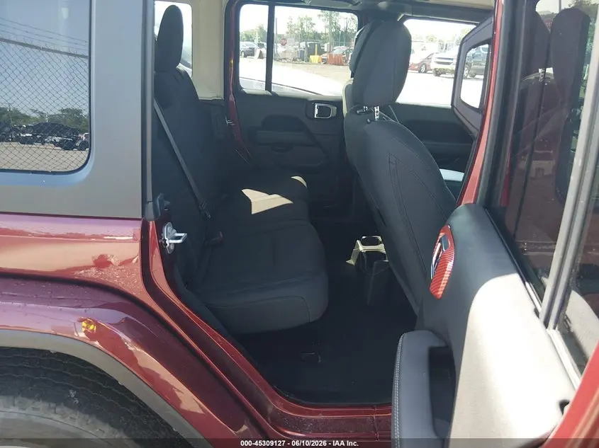 2022 JEEP WRANGLER UNLIMITED SAHARA 4X4