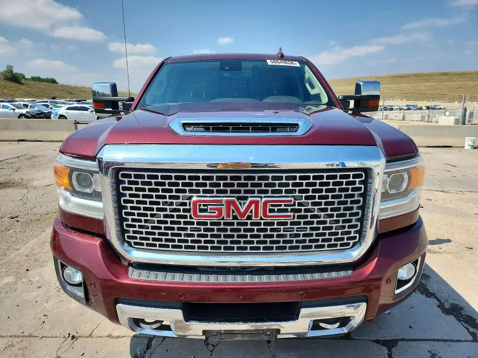 2017 GMC SIERRA K2500 DENALI  