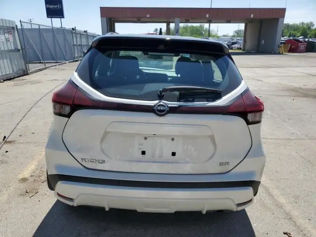 2024 NISSAN KICKS SR  