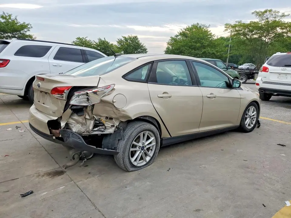 2017 FORD FOCUS SE  