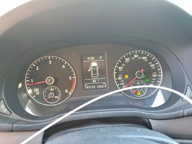2014 VOLKSWAGEN PASSAT SE  