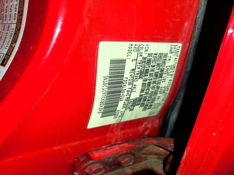 2012 NISSAN VERSA 1.8 S  