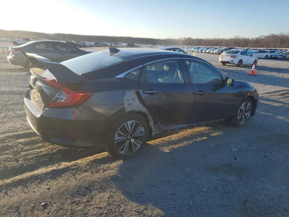 2017 HOND CIVIC EX  