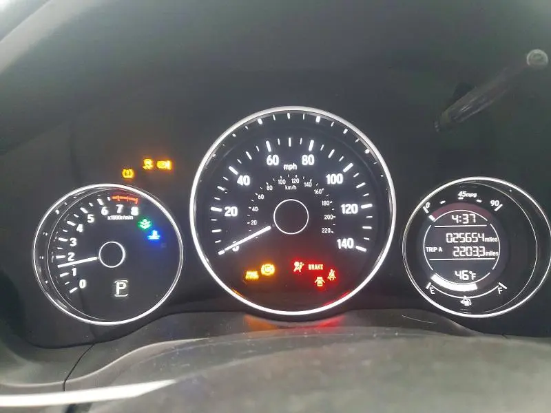 2022 HONDA HR-V LX  