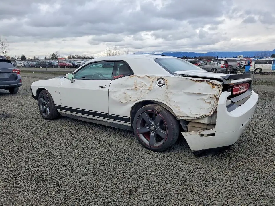 2013 DODGE CHALLENGER SXT  