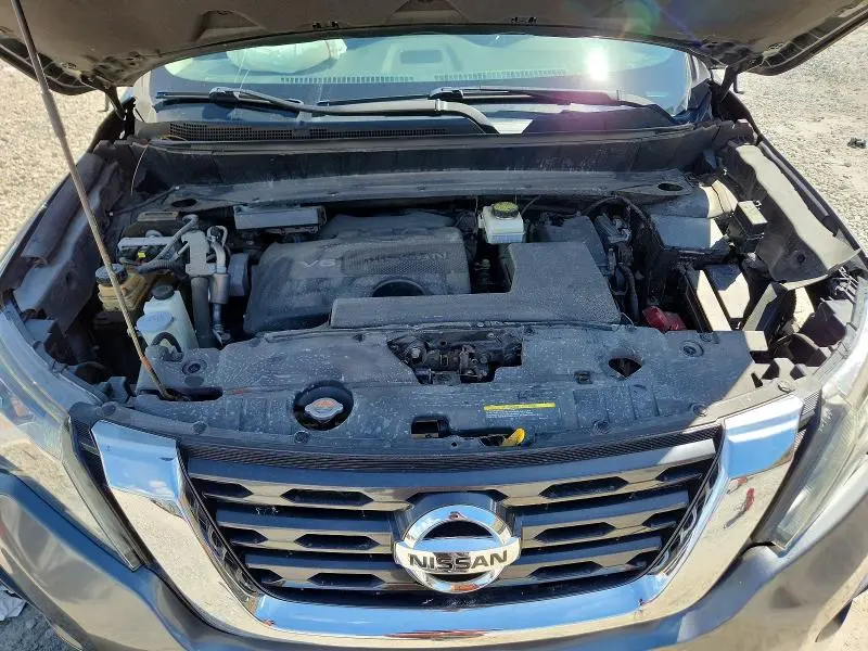 2019 NISSAN PATHFINDER SV  