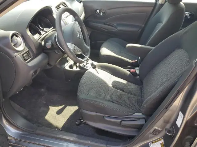 2019 NISSAN VERSA S  