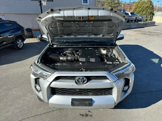 2014 TOYOTA 4RUNNER SR5  