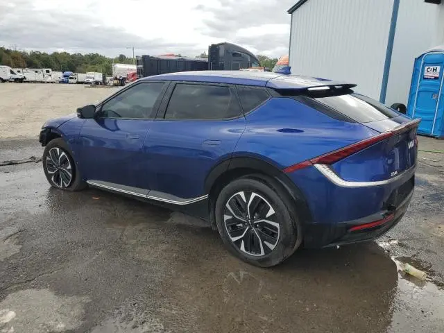 2023 KIA EV6 LIGHT  