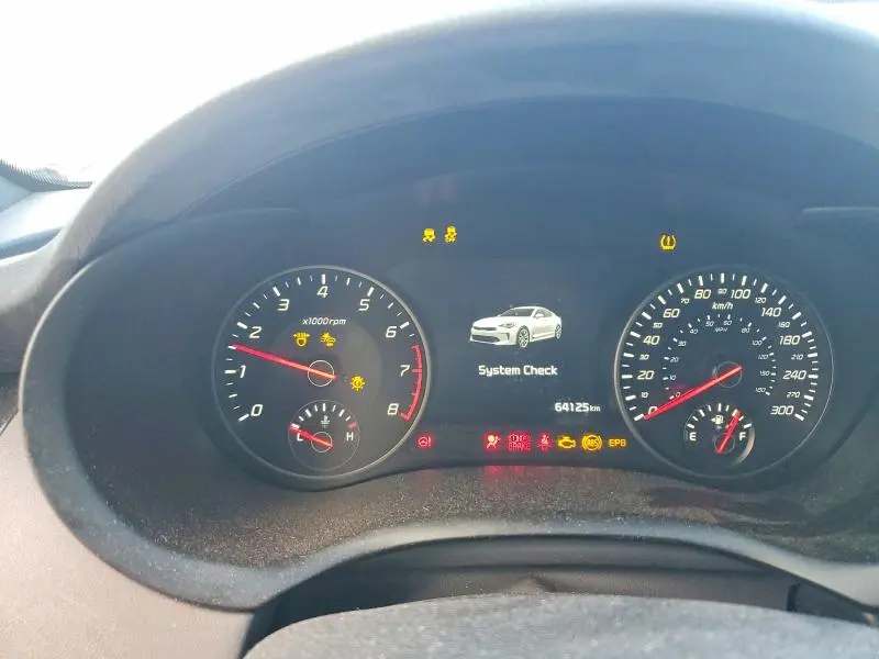 2019 KIA STINGER GT2  