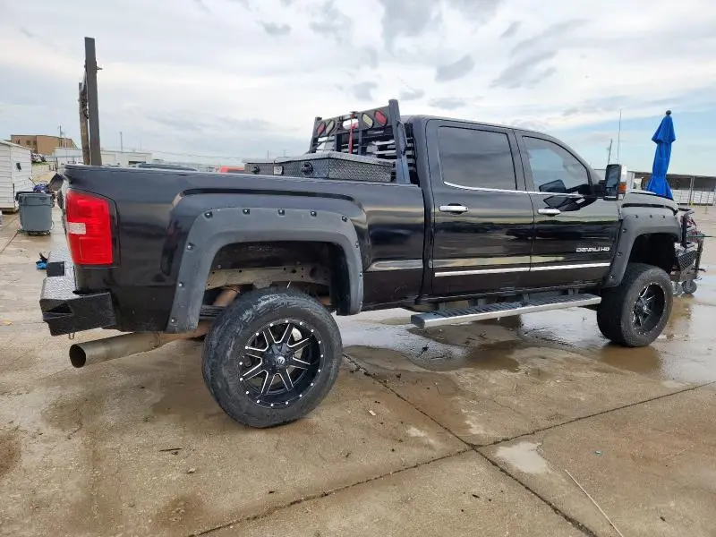 2015 GMC SIERRA K2500 DENALI  