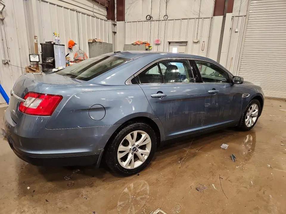 2010 FORD TAURUS SEL  