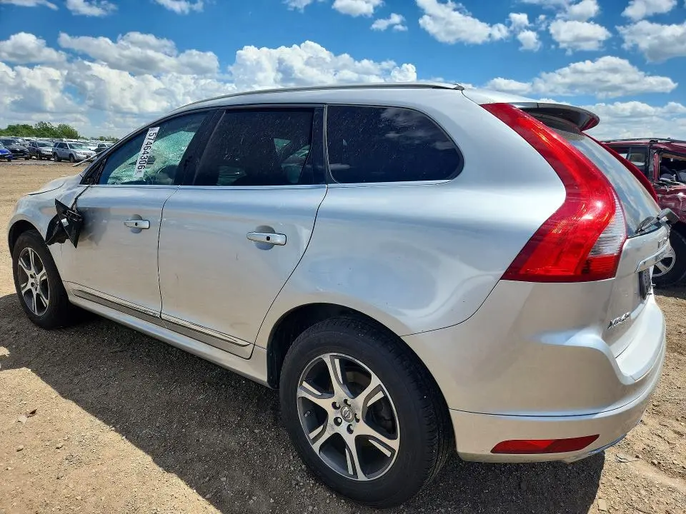 2014 VOLVO XC60 T6  