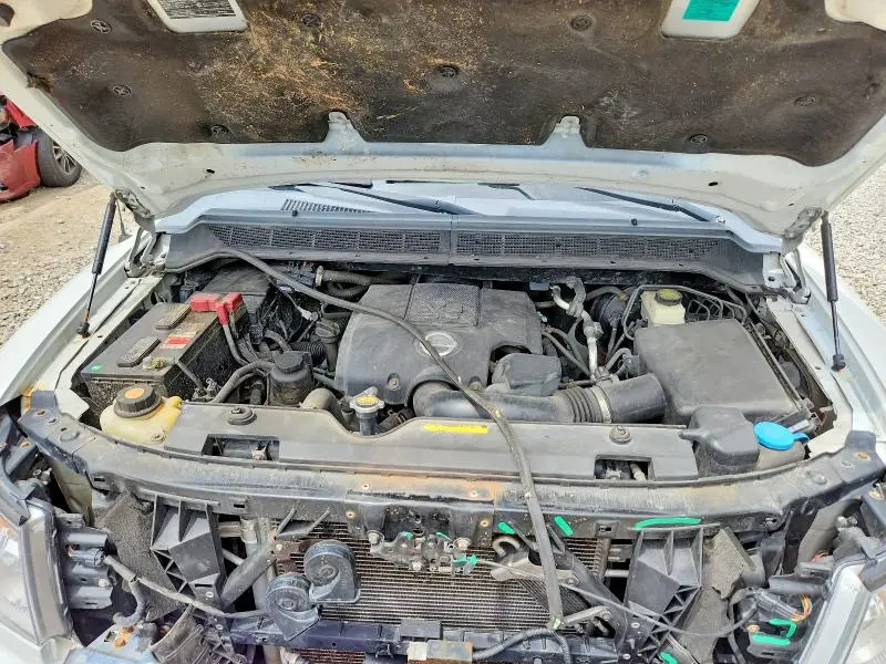 2012 NISSAN TITAN SV  