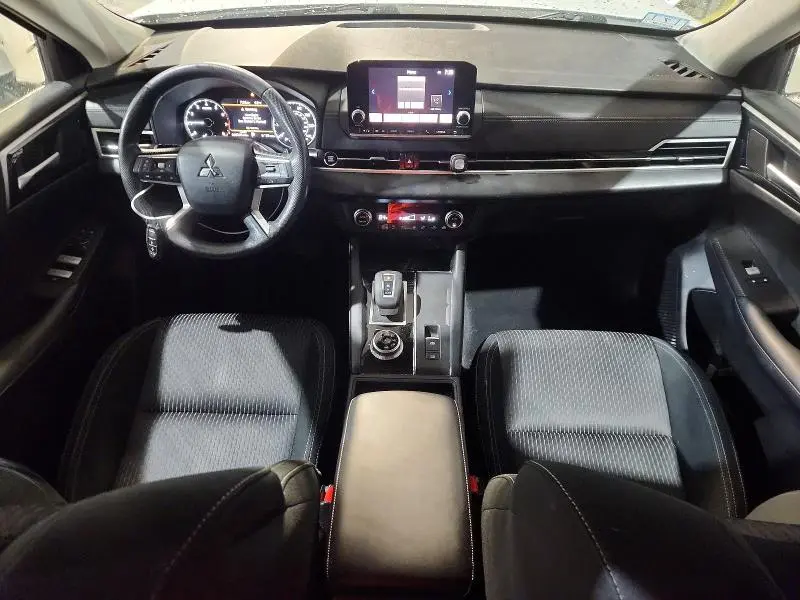 2022 MITSUBISHI OUTLANDER ES  