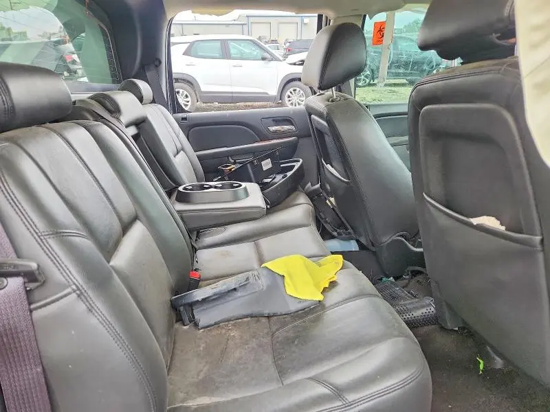 2013 CHEVROLET AVALANCHE LT  