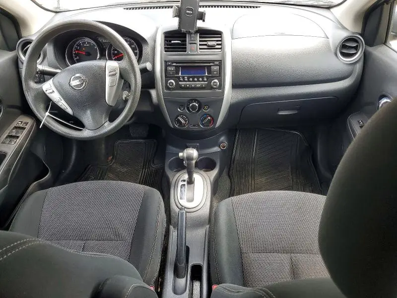 2018 NISSAN VERSA SV  