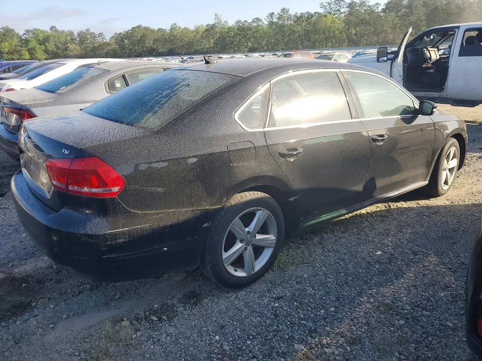 2015 VOLKSWAGEN PASSAT S  
