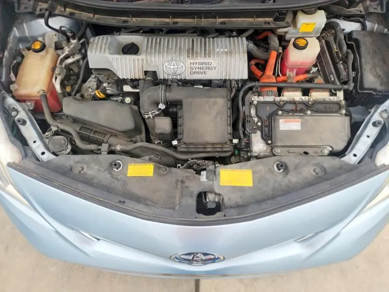 2013 TOYOTA PRIUS V THREE  